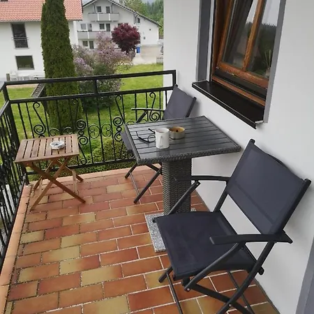 Privates Monteurzimmer Im Hotel Riesberghof Lindberg アパート *